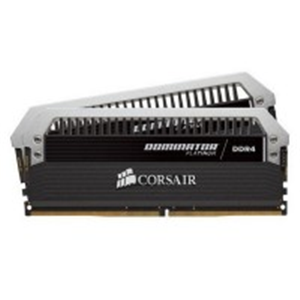Corsair CMD64GX4M4B3000C15 / CMD64GX4M4C3000C15 dominato